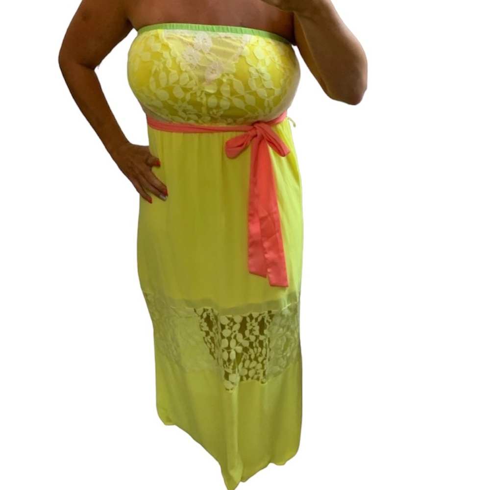 Yellow lace maxi dress
